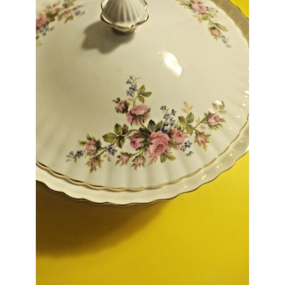 Vintage Royal Albert "Moss Rose" Handled & Lidded Soup/Vegetable 12" Tureen - Picture 4 of 14